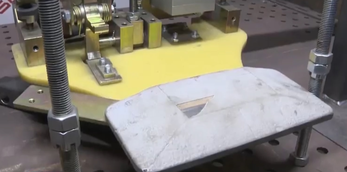 Опытный образец токоприемника для вагонов метро от «Промфабер». Источник: Вести-Тверь