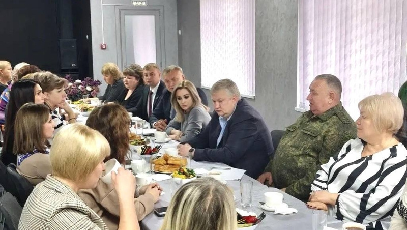    Встреча с матерями погибших бойцов СВО в Георгиевском округе Фото: партия «Единая Россия»