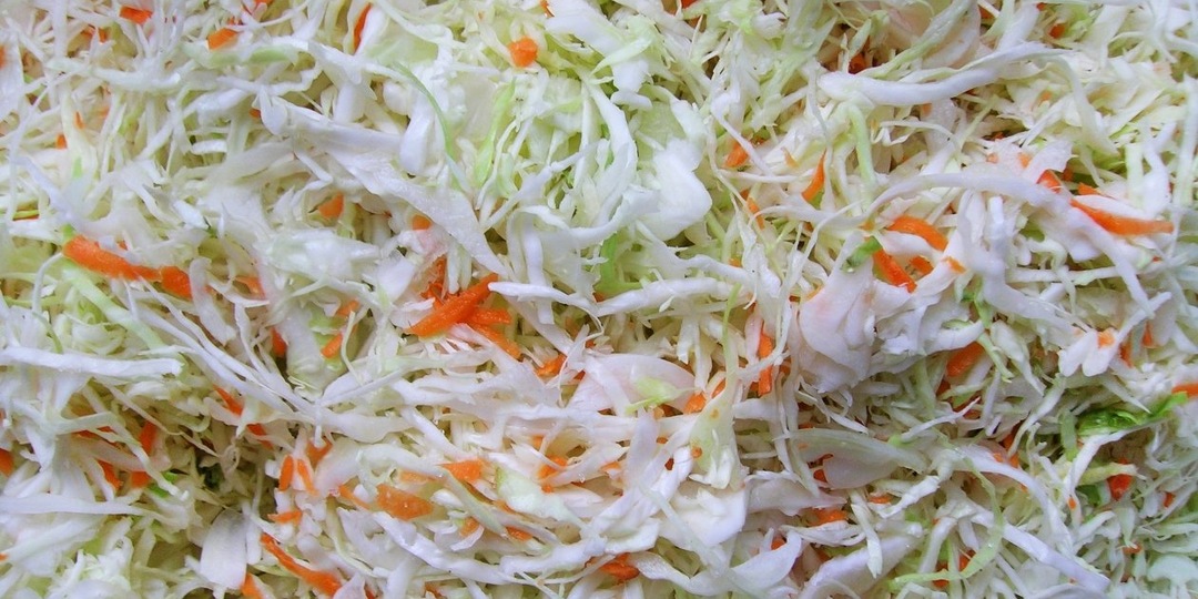 Квашеная капуста для тех, у кого никогда не получается: хрустящая, сочная, насыщенная — рецепт для косоруких