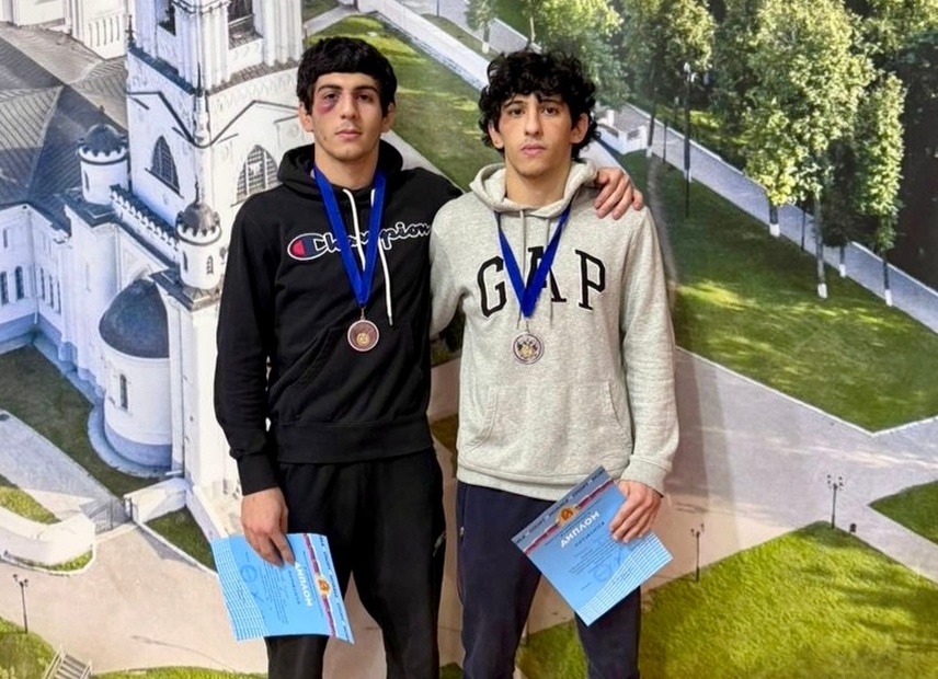     фото СШОР №10 по спортивной борьбе имени В.Г. Митина