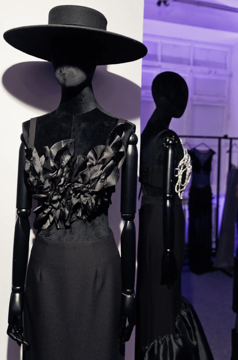 Листайте вправо, чтобы увидеть больше изображений