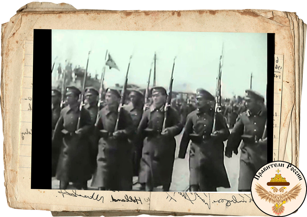 Кадр кинохроники о параде 26 мая 1922 года