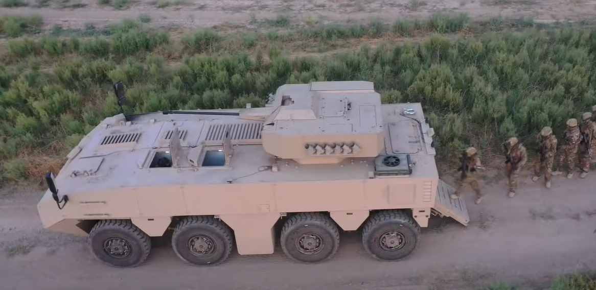 Вариант 8х8. Существует также с колесной базой 6x6