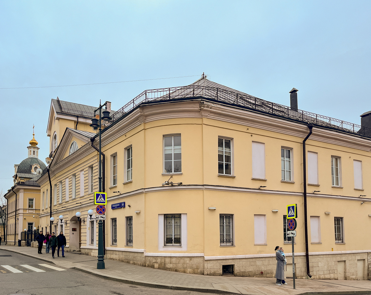 Жилой дом купца Колобашкина. Улица Рождественка, 19.