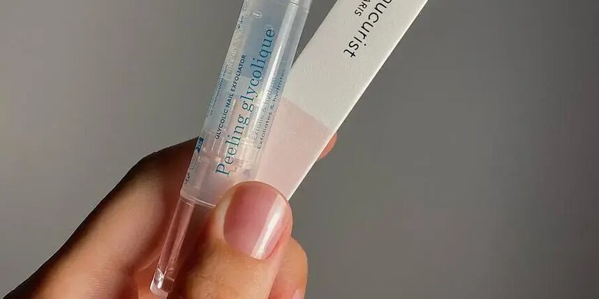    Гель-лак может быть безопасным, но только при грамотной технике и уходе.соцсети @matejanova