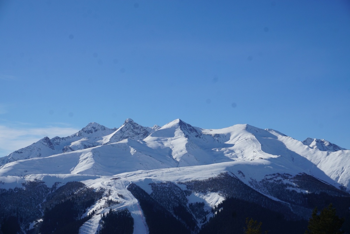 Архыз. Вид на Северный склон с Южного склона