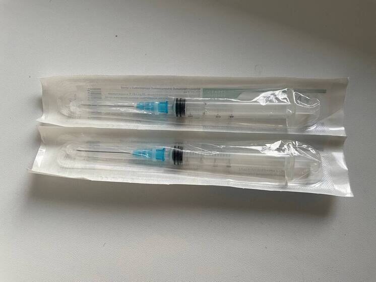     Инструменты должны проходить тщательную стерилизацию. Фото: Архив МК в Великом Новгороде