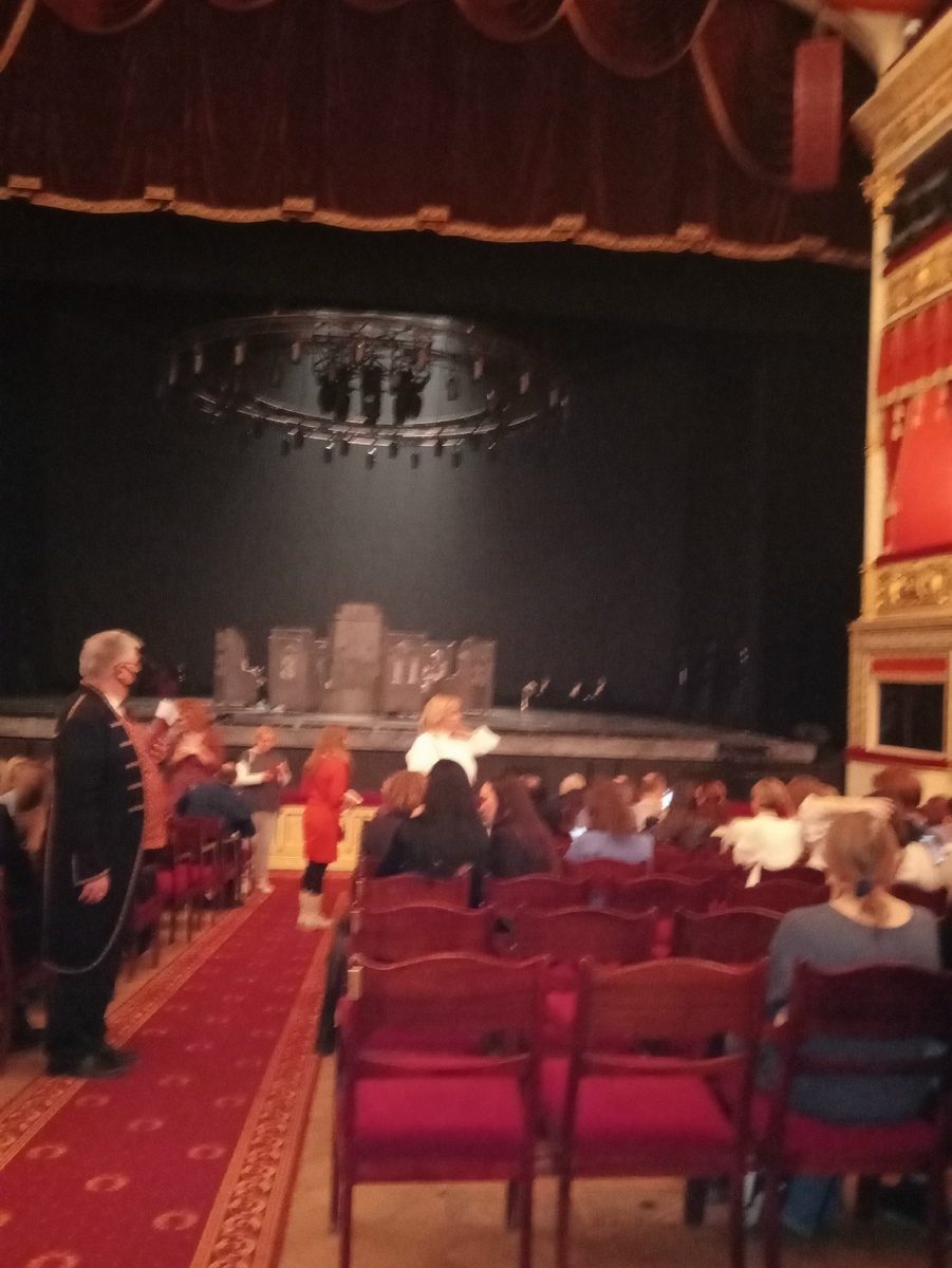 Фото автора. Зал театра.