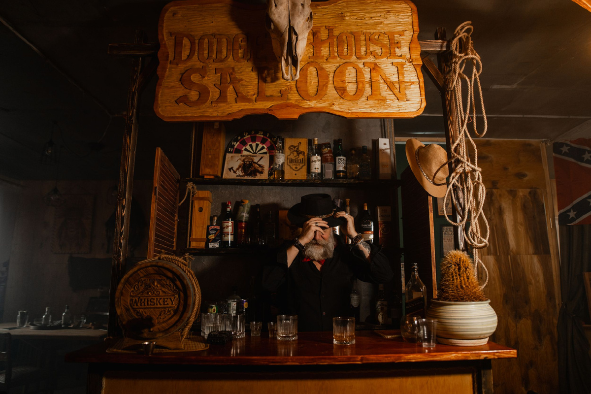 Фотосессия «LOVE STORY» в кино-фотостудии «Дикий Запад». Фотограф Наталья Петрова.