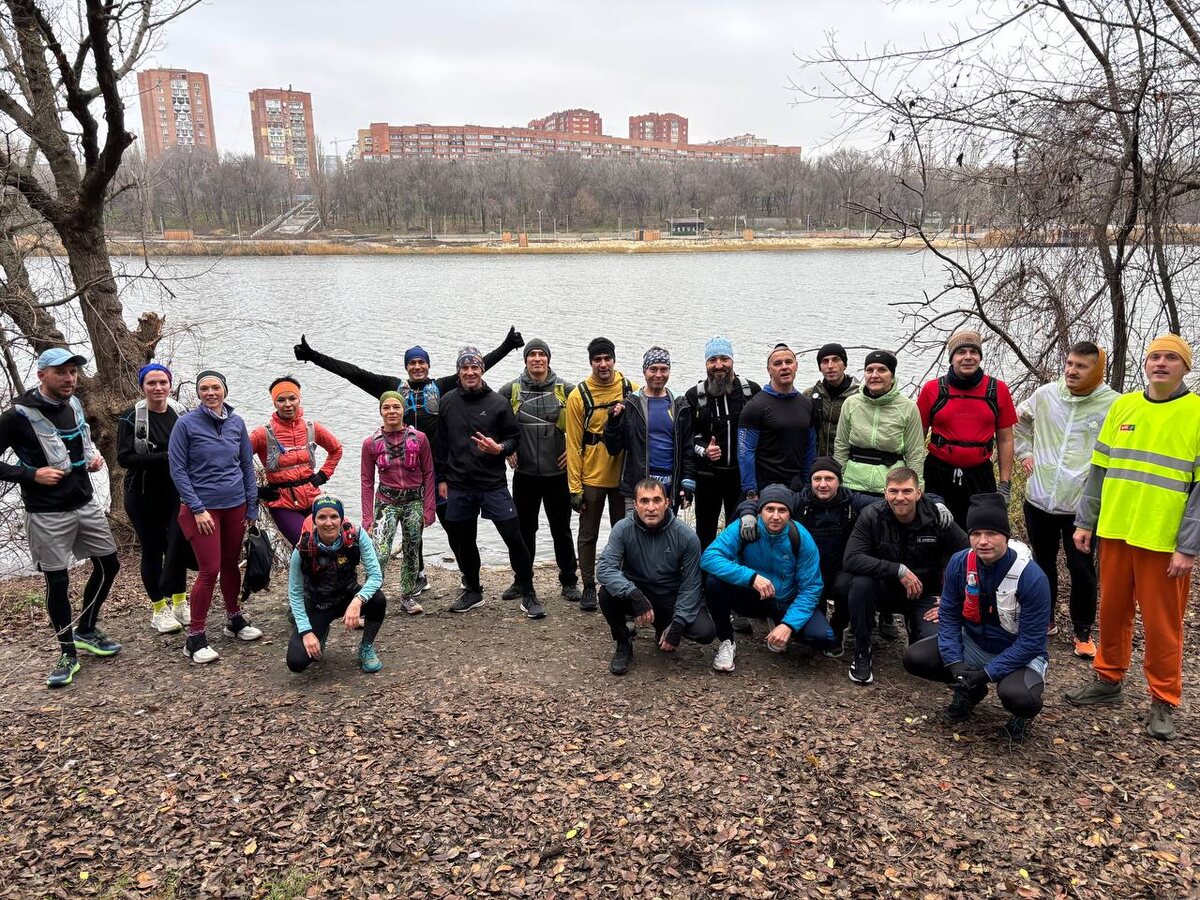 Счастливые и довольные участники забега 😁