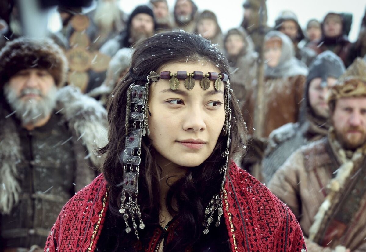 Кадр из фильма «Сердце Пармы», в роли Тичерти Елена Ербакова. 