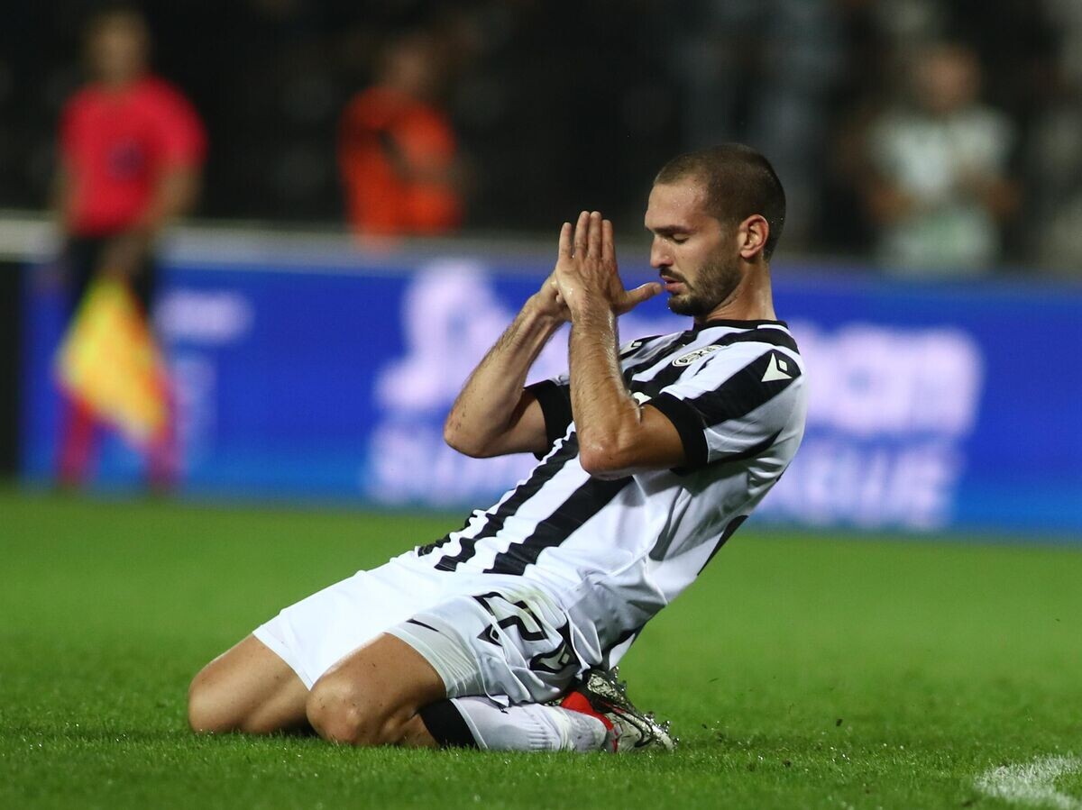    Полузащитник ПАОК Магомед Оздоев© Фото : Пресс-служба клуба ПАОК