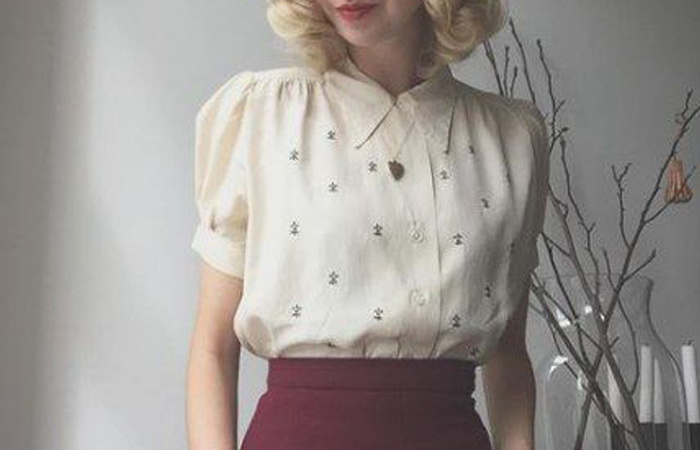 Нейлоновые блузки плохо пропускали воздух и тело быстро потело.