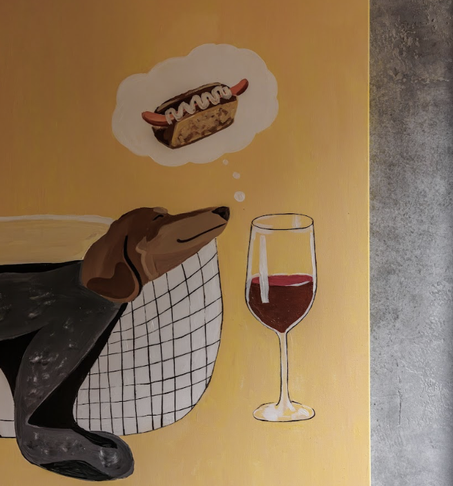 Картина из хот-дожной Good Boy, фотоматериал взят из официальных источников заведения