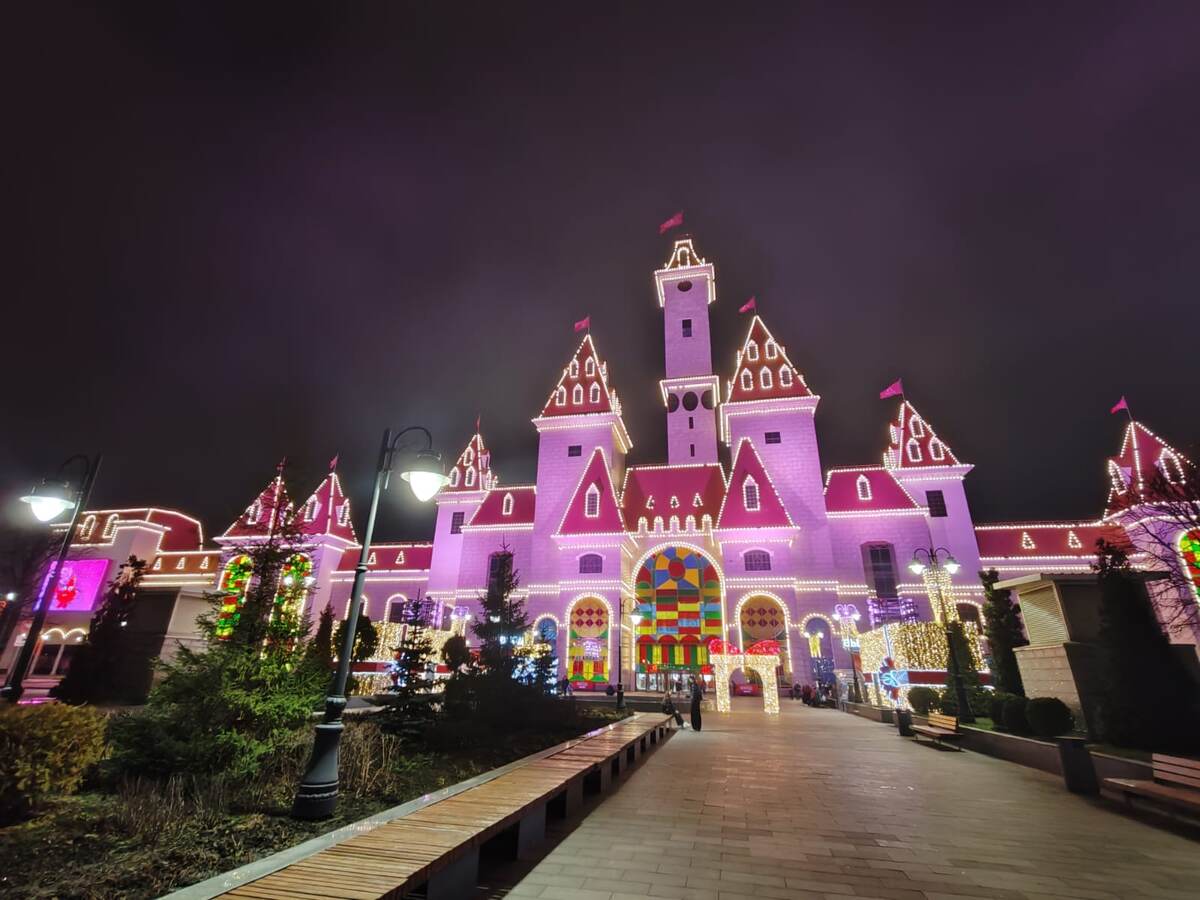 "Остров мечты" поздно вечером