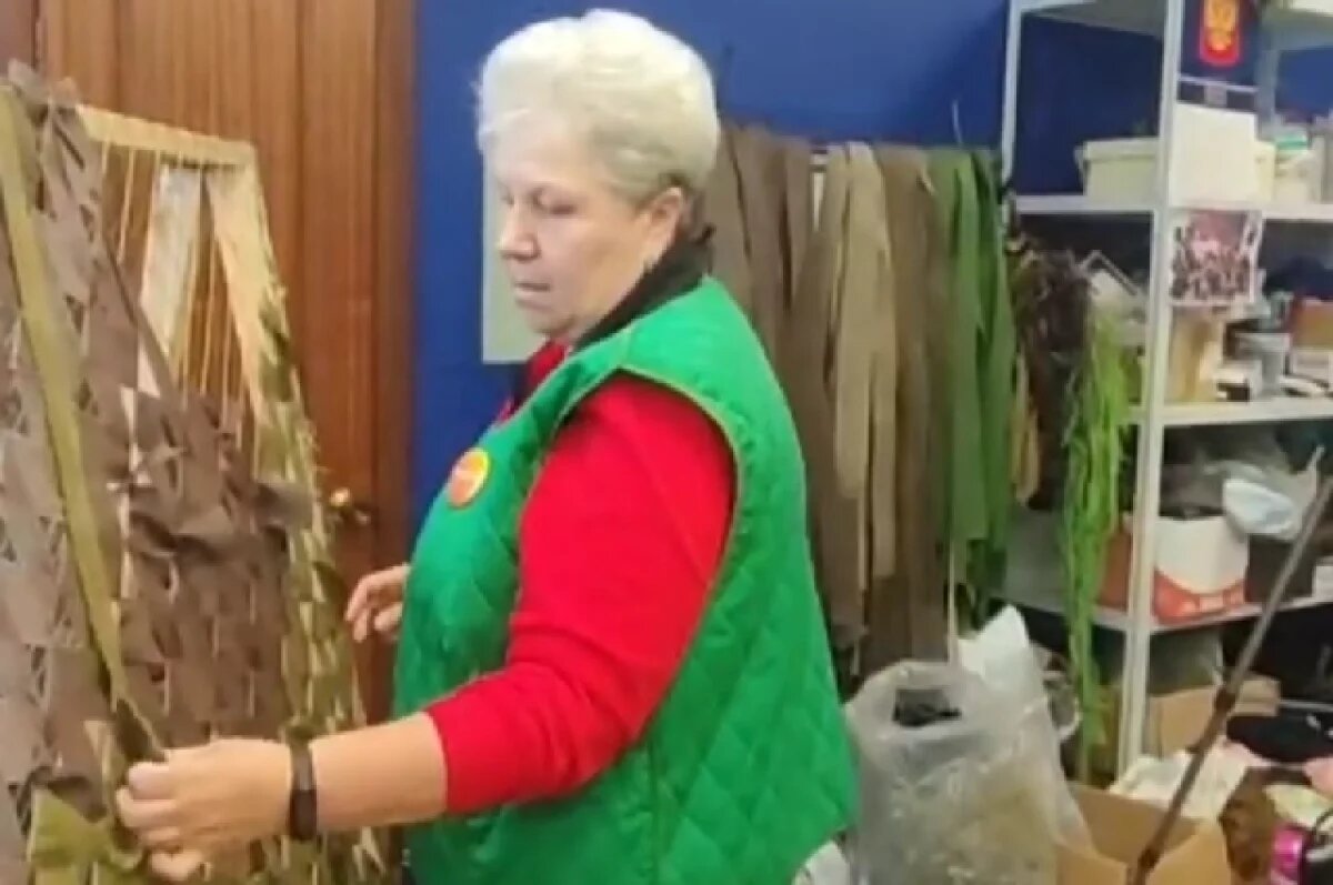    Мать четверых детей на Камчатке помогает участникам СВО