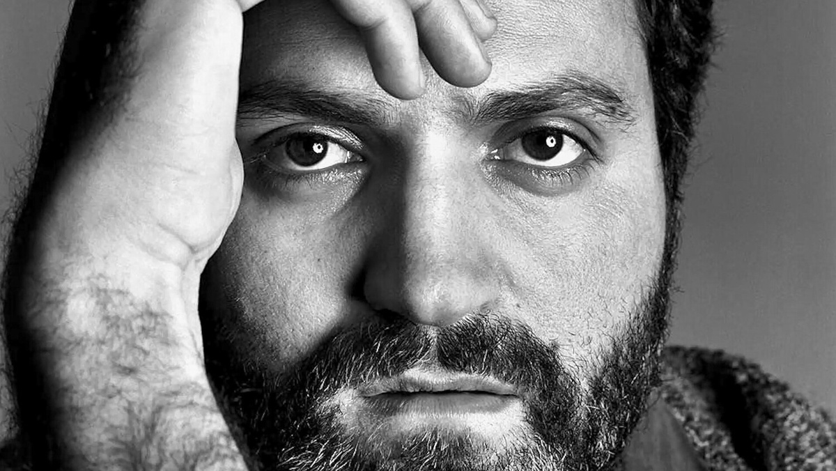   Кадр из фильма «Версаче» (2022)