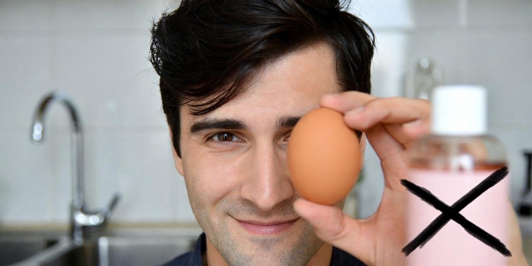 Перестал мыть голову шампунем 30 дней назад. То, что выросло на голове сейчас, заставляет людей оборачиваться