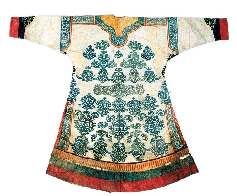 Спинка халата женского нарядного (нанайцы)