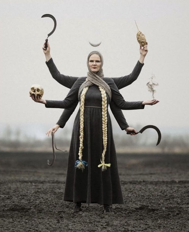 2. Мара - в славянской мифологии богиня олицетворяющая зиму, смерть и переход в иной мир. 