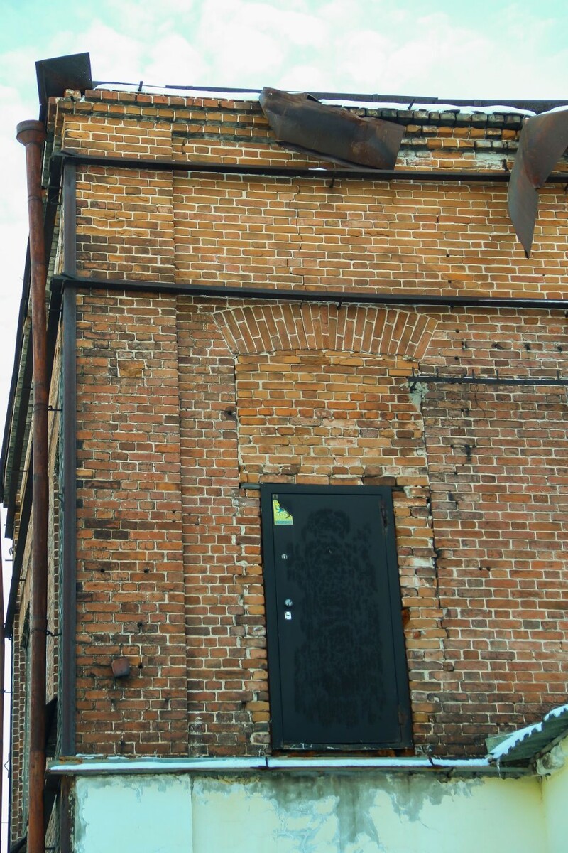    Внутренний двор здания ул. Льва Толстого, 32. Источник: Виталий Барабаш