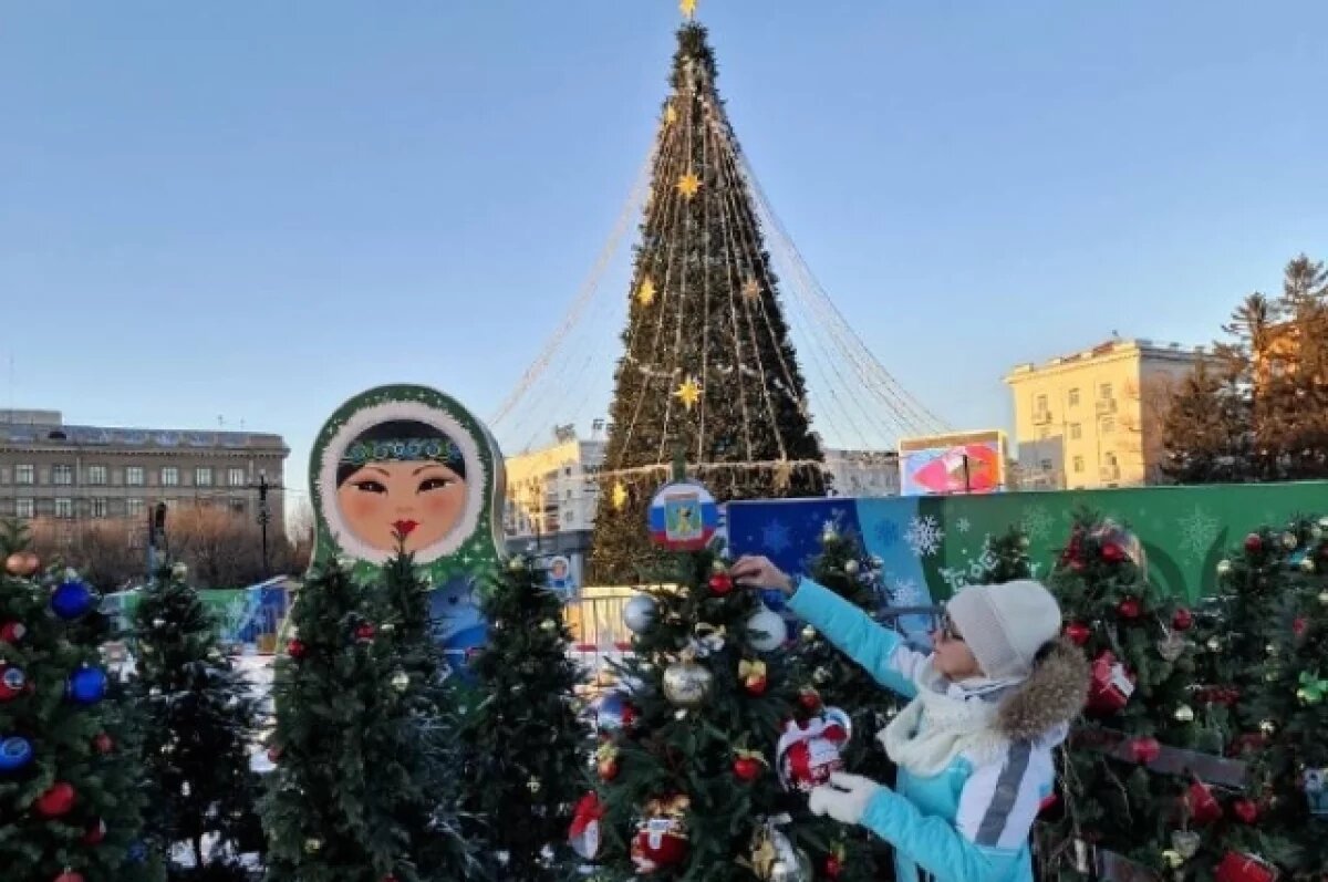    Главная ёлка Хабаровского края засияет огнями сегодня на площади Ленина