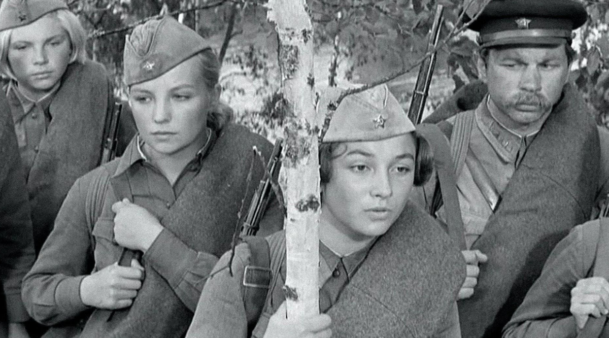 Кадр из фильма "А зори здесь тихие"