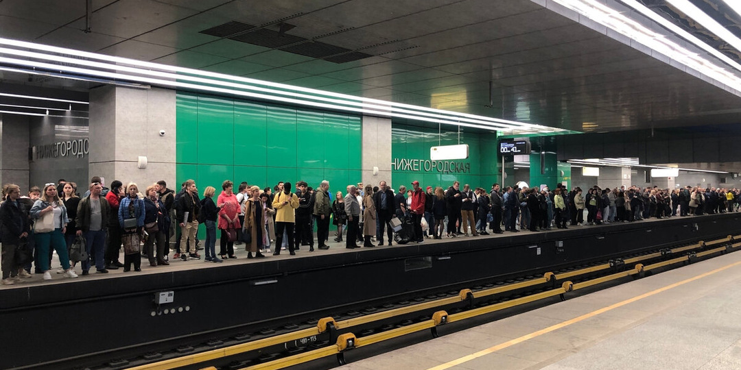 6 самых загруженных станций московского метро в 2025 году.