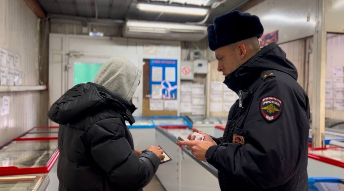     36 иностранцев проверили во время миграционных рейдов в Красноярске