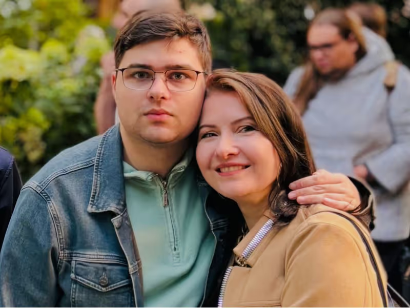 Ренат с мамой Русалиной