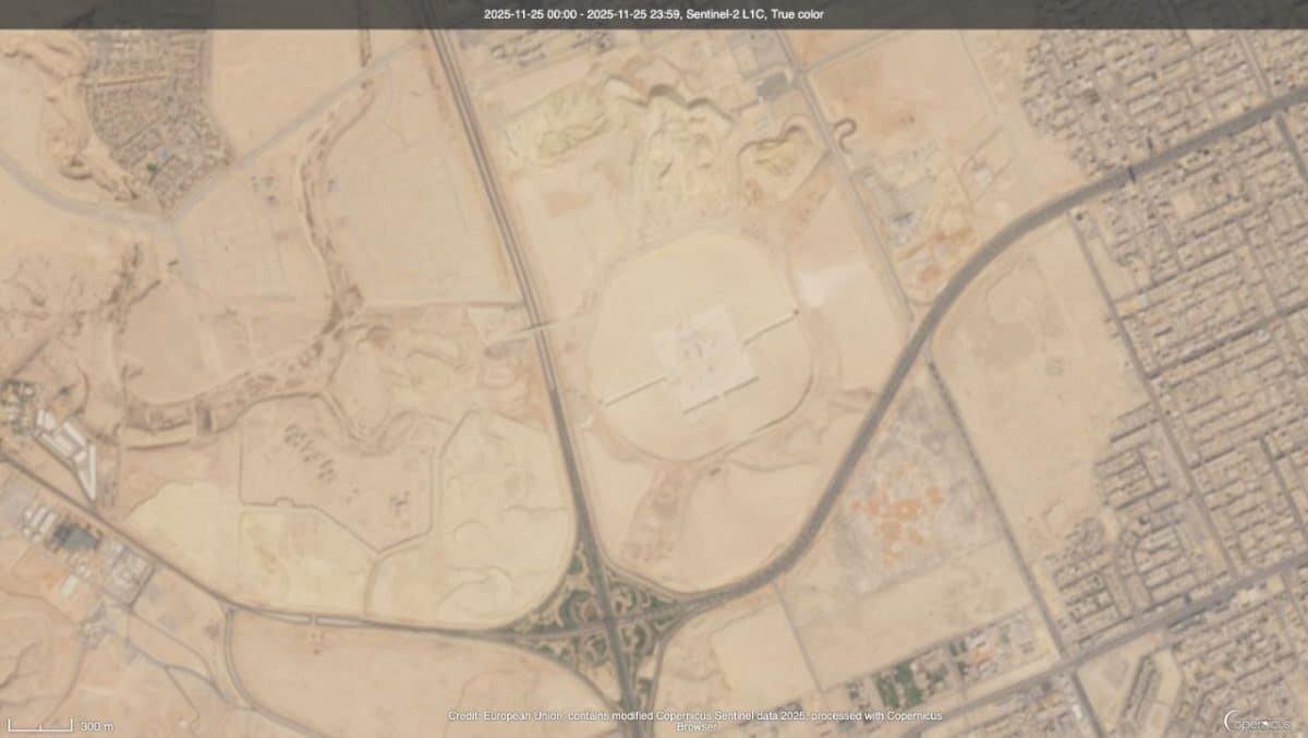    Стройплощадка «Мукааба» / © Copernicus