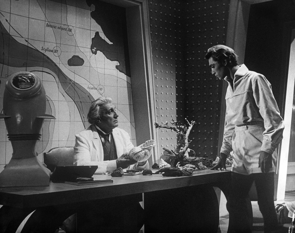    В 1937 году Казанский совместно с режиссёром Максимом Руфом снял свой дебютный художественный фильм — комедию «Тайга золотая» / РИА Новости / Кадр из кинофильма «Человек-амфибия» (1961)