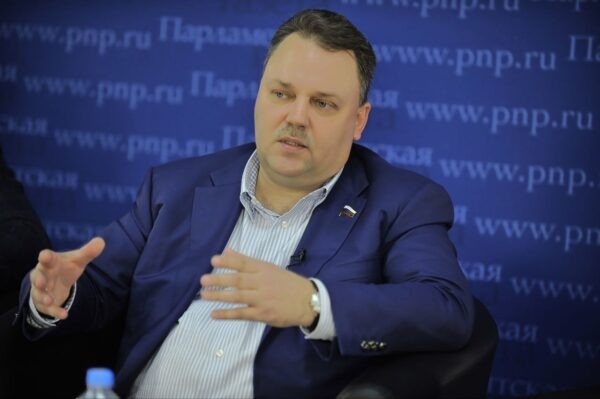 Артем Кирьянов, зампред комитета по экономической политике Госдумы