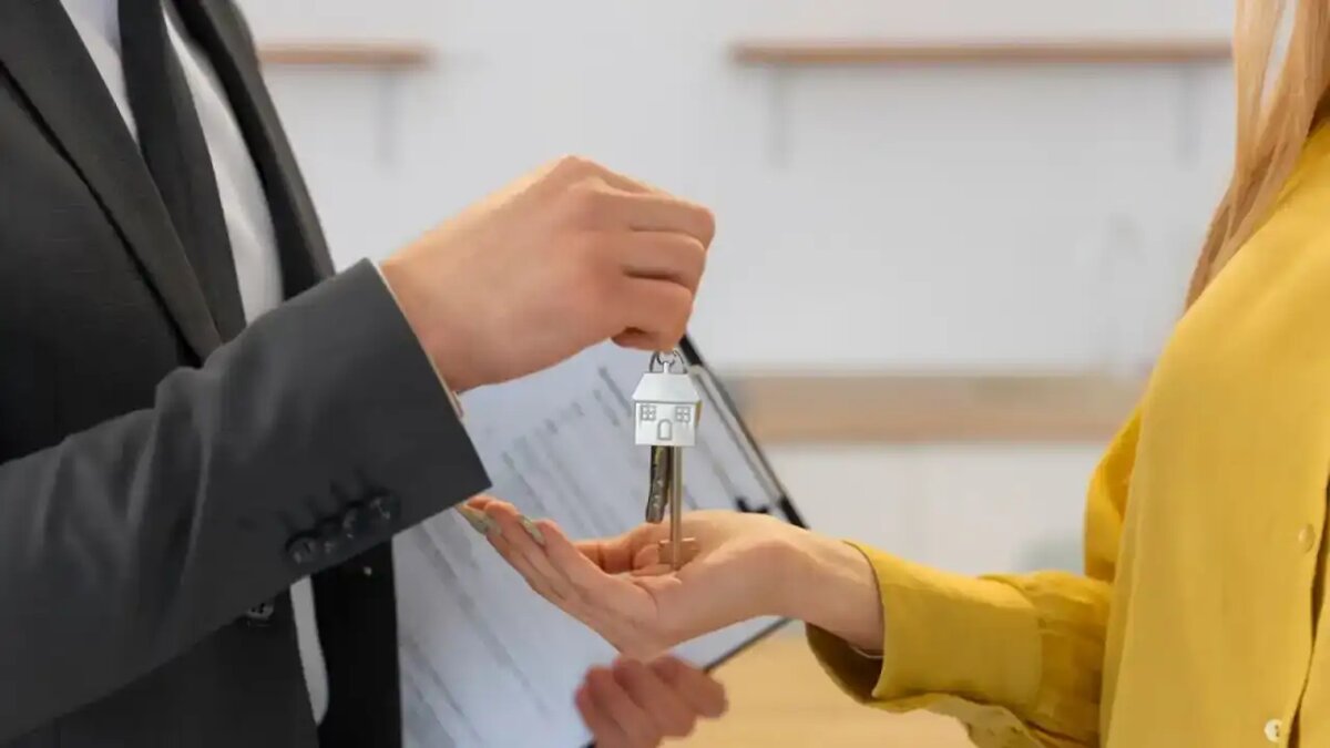    Продажа квартиры. © freepik.com