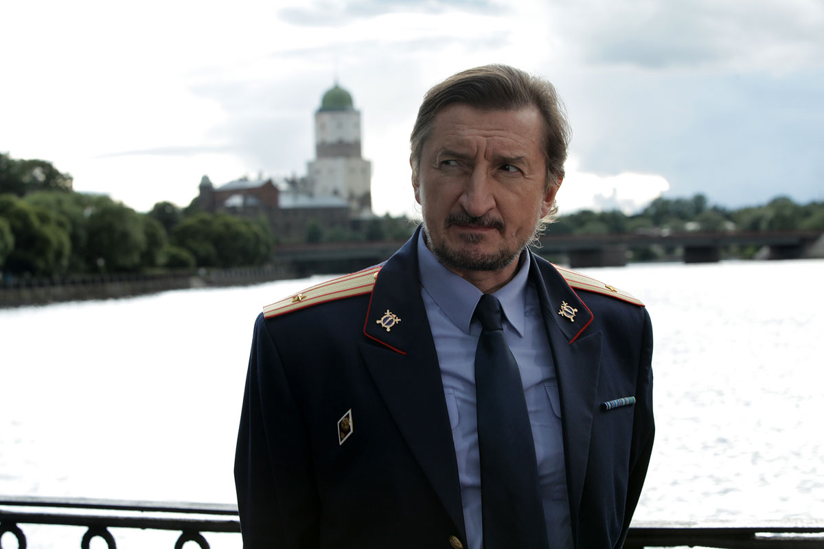 Годы прошли, а харизма актера по-прежнему с ним. 