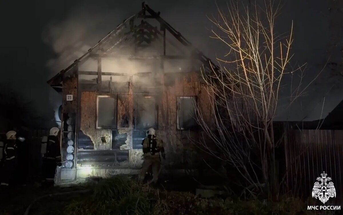    Дом сгорел на улице Западной в Ижевске