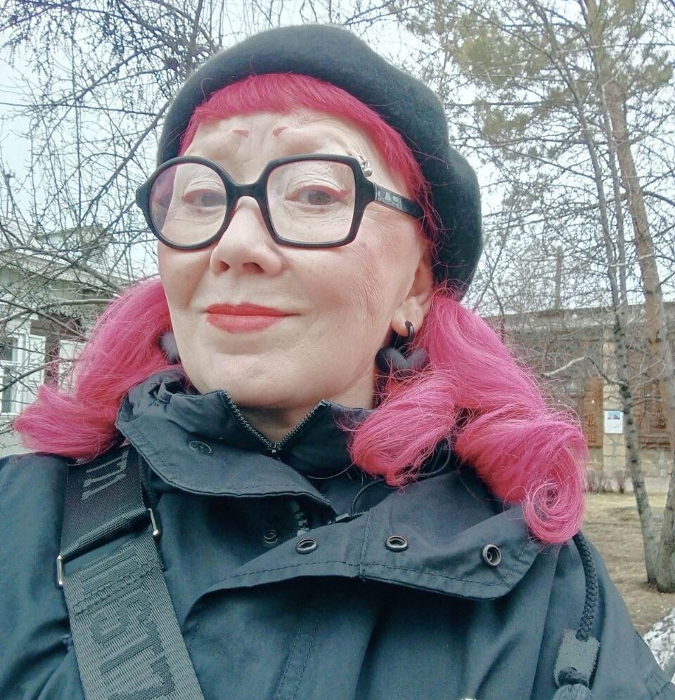 Наталья Романова, автор книг "Идеальная грамотность" и "Пиши без правил"