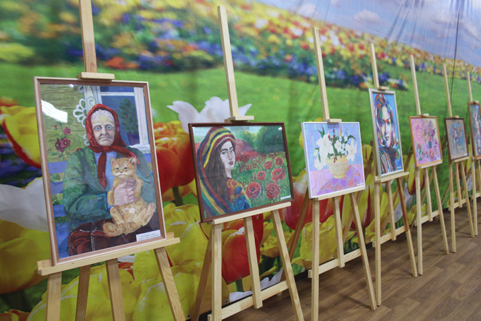 Листайте вправо, чтобы увидеть больше изображений