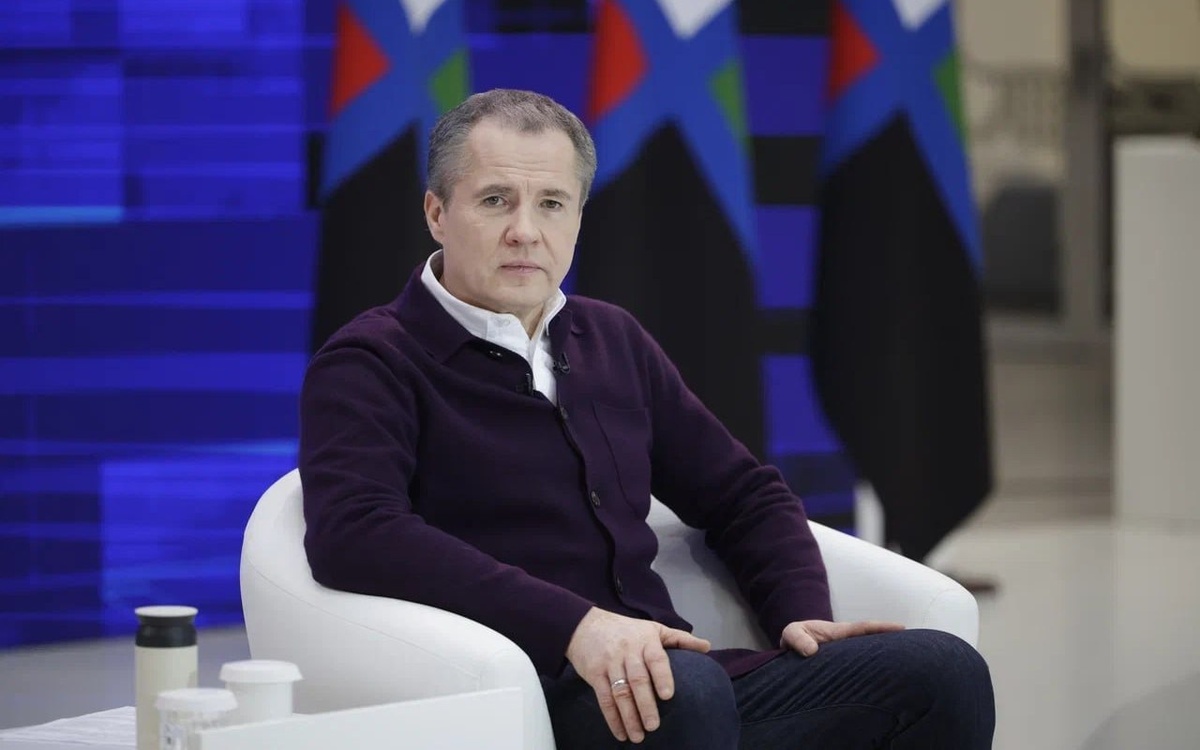    Белгородский губернатор Гладков поручил сократить чиновников региона на 20% с апреля 2026 года Фото: правительство Белгородской области