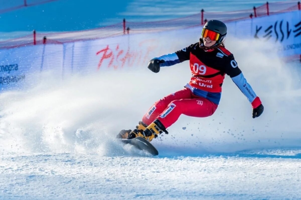    Ямал в третий раз открыл всероссийский сезон по сноуборд-кроссу