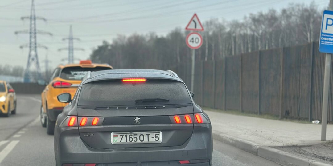 Нормальное пежо, не стрёмное