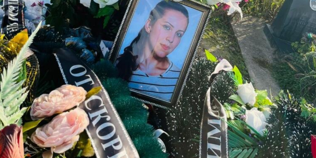 Открыв гроб, остались в шоке от увиденного. 37-летняя россиянка и её малыш скончались в роддоме — близкие уверены, это не несчастный случай