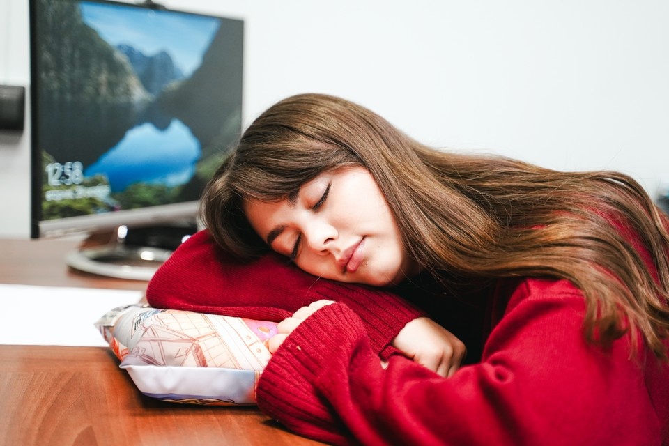    За ночь человек проходит 4-5 циклов по 90 минут Светлана МАКОВЕЕВА