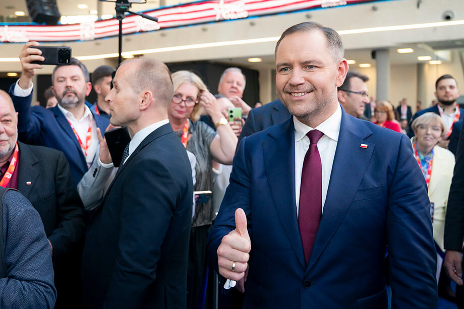 После того как президент Польши Кароль Навроцкий отклонил закон о продлении соцльгот, условия жизни украинских беженцев в стране резко ухудшились. | Фото: U.S. Department of Homeland Security/Flickr/Public Domain