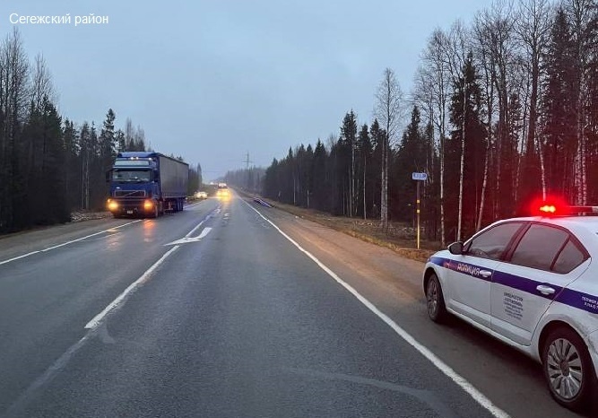    Отвалившееся колесо фуры спровоцировало ДТП с пострадавшими в КарелииГосавтоинспекция Карелии