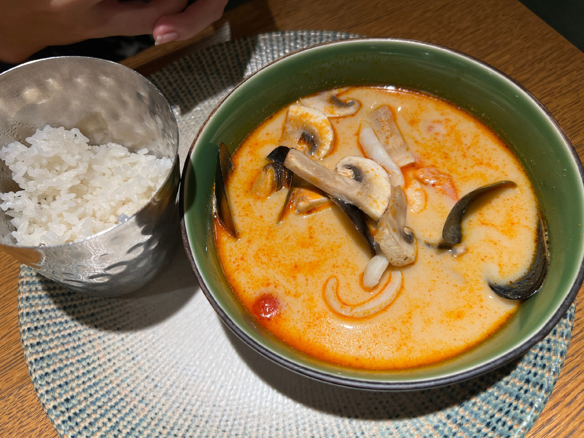 Том-ям с морепродуктами