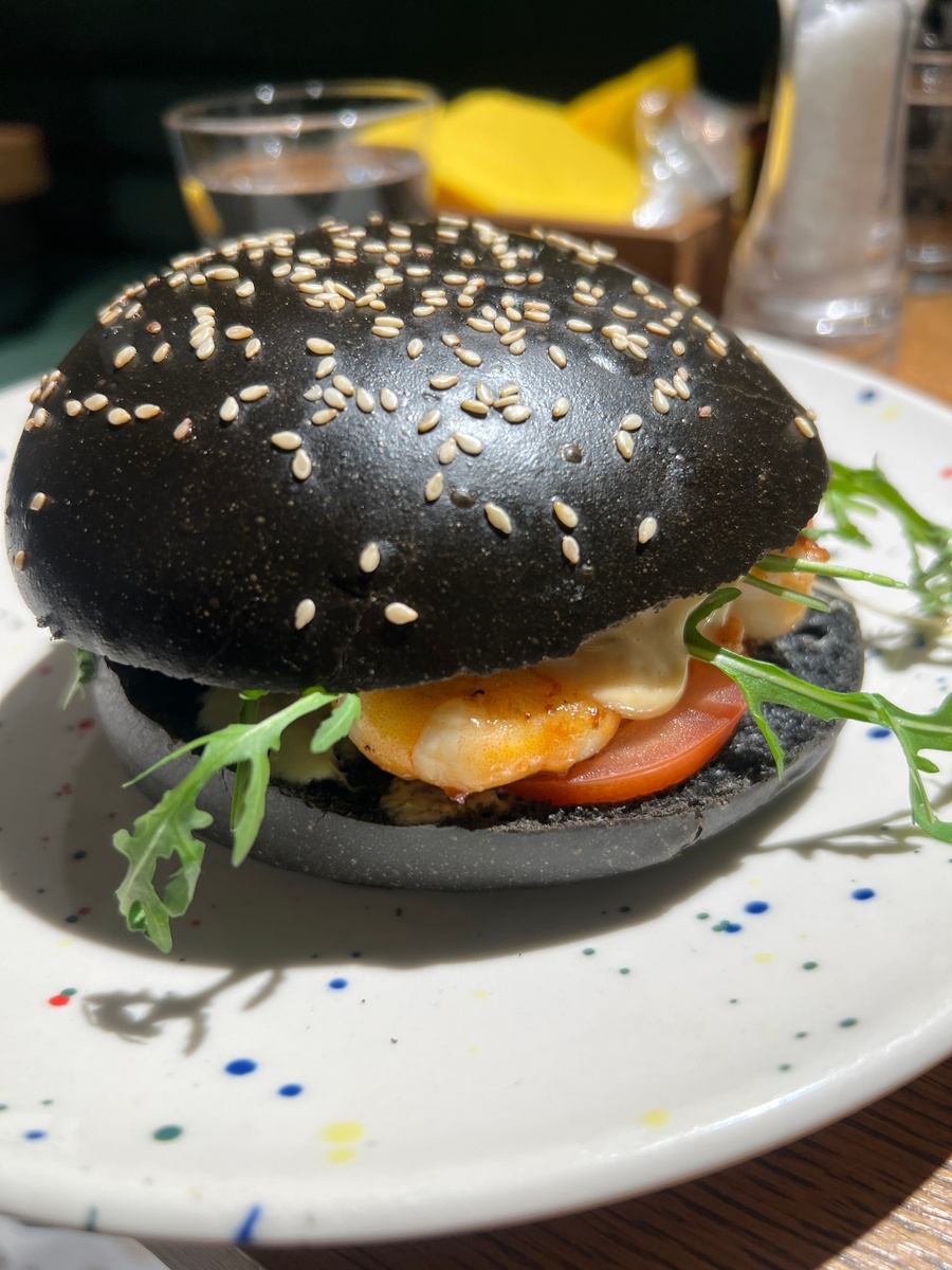 Shrimp burger vol.2 (чёрная булка)