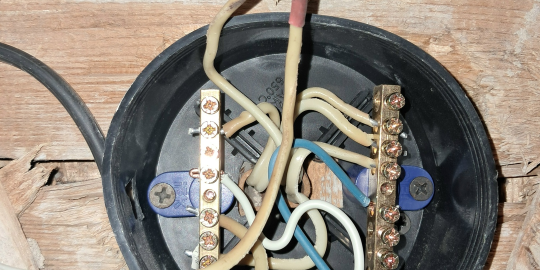 Вопрос соединений - как всегда, самый актуальный.