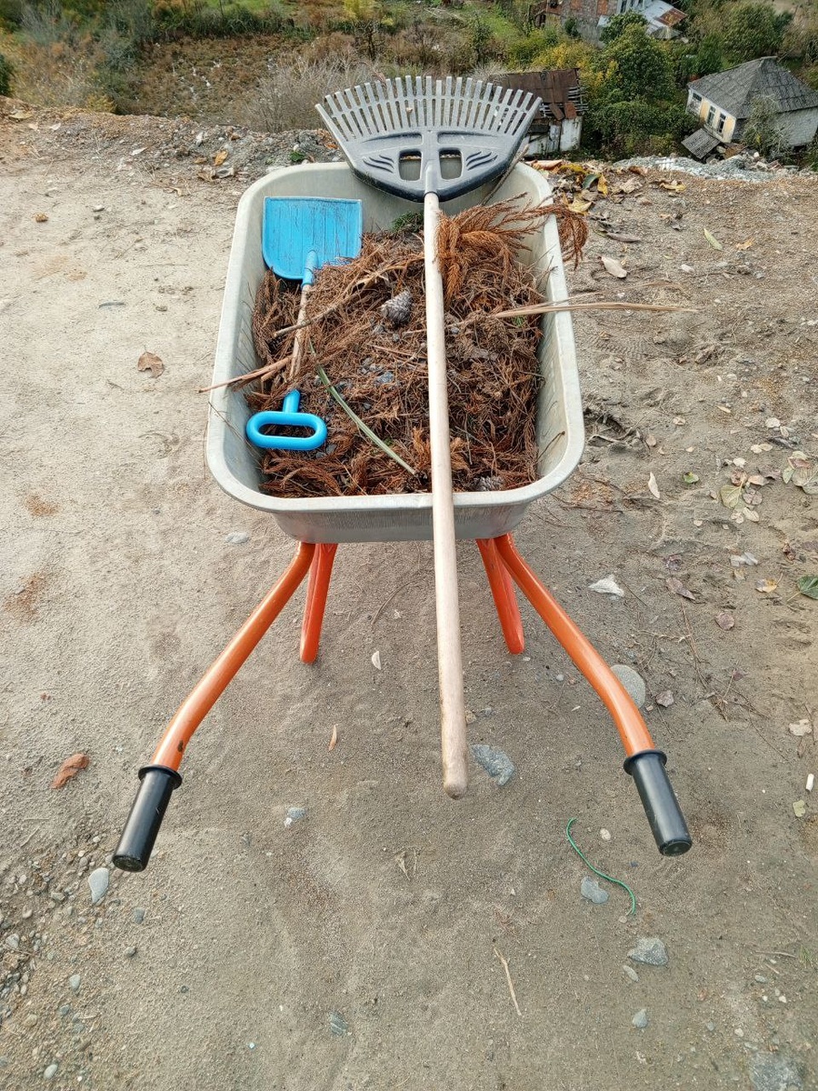 Мой рабочий инструмент в монастыре