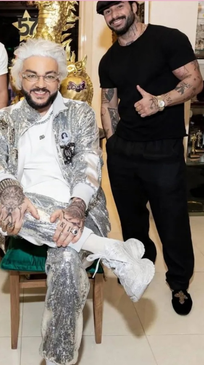 Соцсети Ситника. Каков дизайн, а?